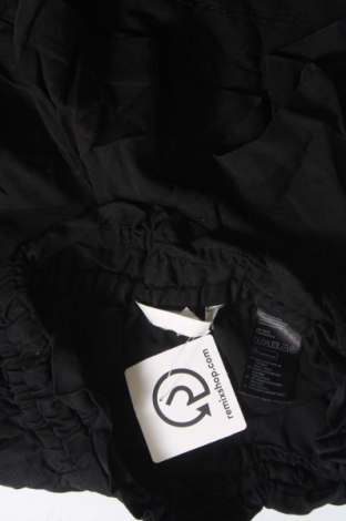Дамски къс панталон H&M, Размер S, Цвят Черен, Цена 5,13 лв.