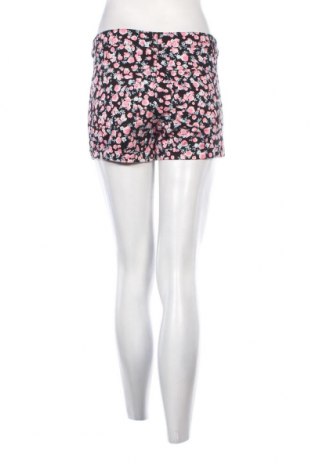 Дамски къс панталон H&M Divided, Размер M, Цвят Многоцветен, Цена 8,40 лв.