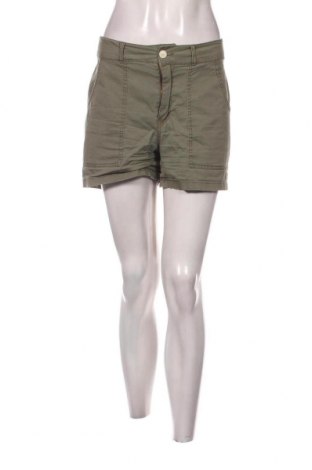 Дамски къс панталон H&M L.O.G.G., Размер L, Цвят Зелен, Цена 15,10 лв.