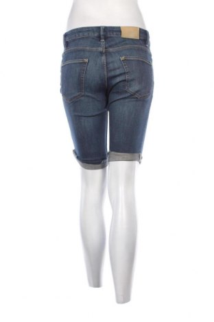 Дамски къс панталон H&M L.O.G.G., Размер M, Цвят Син, Цена 19,00 лв.