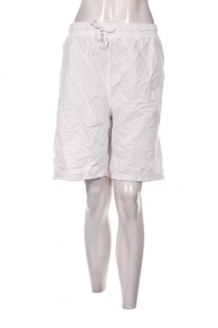 Дамски къс панталон Janina, Размер 3XL, Цвят Бял, Цена 7,79 лв.