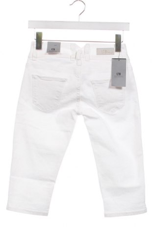 Дамски къс панталон Ltb, Размер XS, Цвят Бял, Цена 27,36 лв.