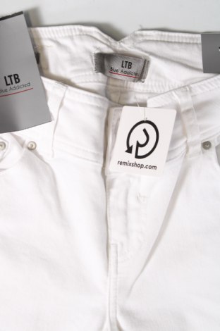 Γυναικείο κοντό παντελόνι Ltb, Μέγεθος M, Χρώμα Λευκό, Τιμή 37,11 €
