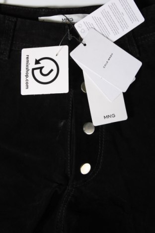 Γυναικείο κοντό παντελόνι Mango, Μέγεθος M, Χρώμα Μαύρο, Τιμή 20,54 €
