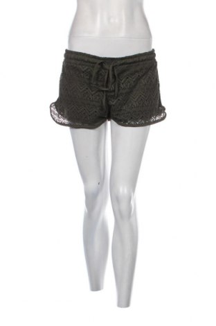 Pantaloni scurți de femei New Yorker, Mărime L, Culoare Verde, Preț 25,00 Lei
