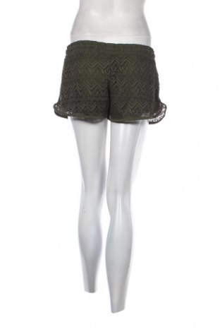 Damen Shorts New Yorker, Größe L, Farbe Grün, Preis 4,63 €