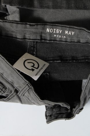 Дамски къс панталон Noisy May, Размер M, Цвят Черен, Цена 4,94 лв.