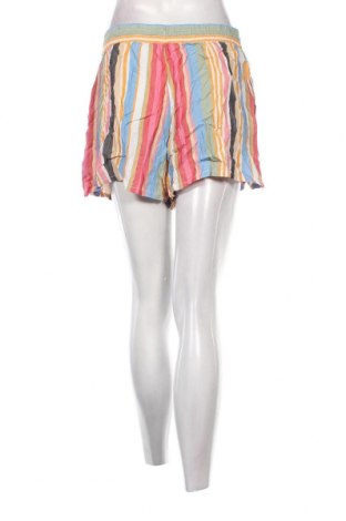 Γυναικείο κοντό παντελόνι O'neill, Μέγεθος M, Χρώμα Πολύχρωμο, Τιμή 9,25 €