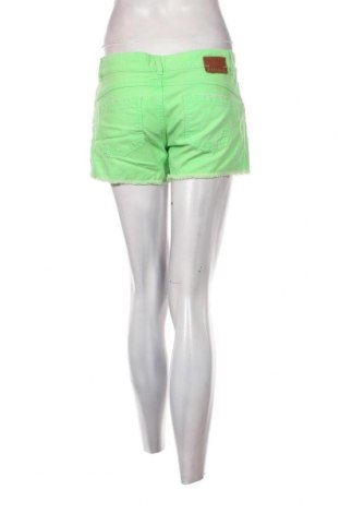 Pantaloni scurți de femei Pinko, Mărime M, Culoare Verde, Preț 114,10 Lei