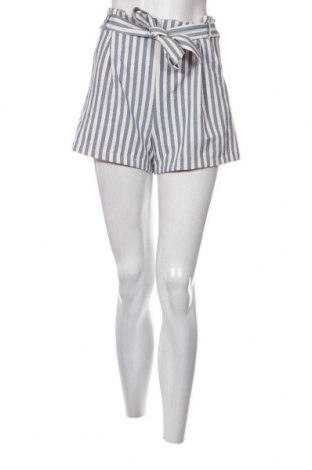 Pantaloni scurți de femei Pull&Bear, Mărime S, Culoare Multicolor, Preț 62,50 Lei