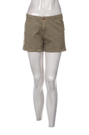 Дамски къс панталон Quebramar, Размер M, Цвят Зелен, Цена 10,40 лв.