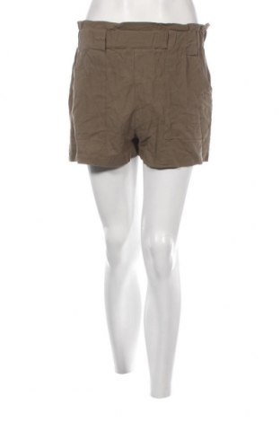 Дамски къс панталон SHEIN, Размер S, Цвят Зелен, Цена 4,37 лв.