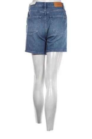 Pantaloni scurți de femei Tommy Hilfiger, Mărime M, Culoare Albastru, Preț 490,13 Lei