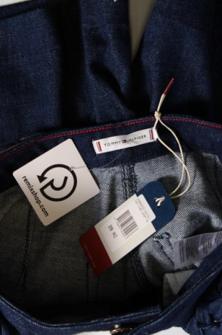 Дамски къс панталон Tommy Jeans, Размер M, Цвят Син, Цена 165,00 лв.