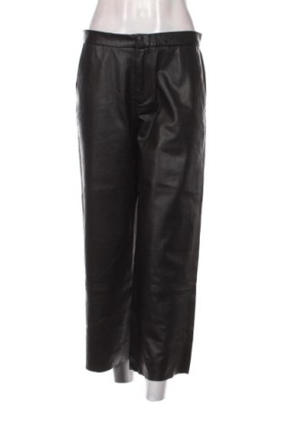 Pantaloni de piele pentru damă Pull&Bear, Mărime L, Culoare Negru, Preț 22,20 Lei