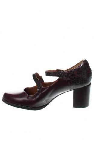 Дамски обувки Clarks, Размер 39, Цвят Червен, Цена 64,00 лв.