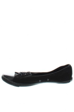 Дамски обувки Converse, Размер 37, Цвят Черен, Цена 44,28 лв.