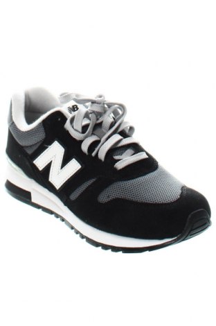 Дамски обувки New Balance, Размер 41, Цвят Черен, Цена 190,00 лв.