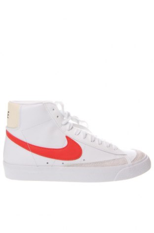 Дамски обувки Nike, Размер 39, Цвят Бял, Цена 157,70 лв.