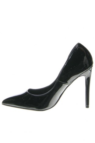 Дамски обувки Steve Madden, Размер 37, Цвят Черен, Цена 91,77 лв.