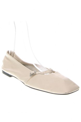 Γυναικεία παπούτσια Zara, Μέγεθος 38, Χρώμα Λευκό, Τιμή 25,78 €