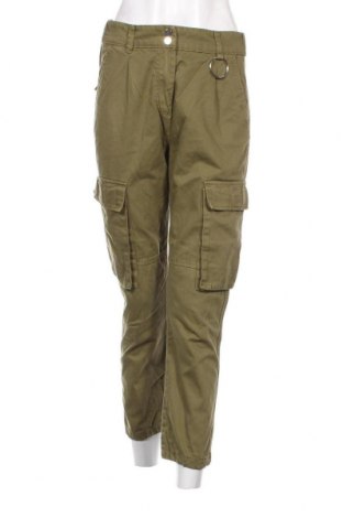 Pantaloni de femei Bershka, Mărime S, Culoare Verde, Preț 39,96 Lei