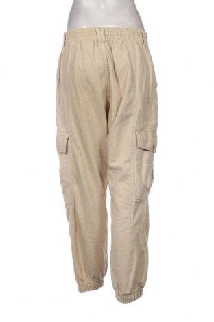 Pantaloni de femei Bershka, Mărime M, Culoare Bej, Preț 29,59 Lei