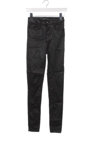Γυναικείο παντελόνι Cropp, Μέγεθος XS, Χρώμα Μαύρο, Τιμή 4,75 €