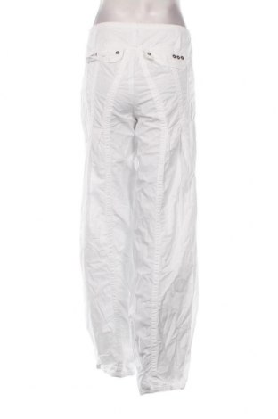Γυναικείο παντελόνι DDP, Μέγεθος M, Χρώμα Λευκό, Τιμή 4,84 €