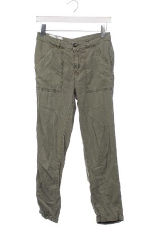 Дамски панталон Gas, Размер XS, Цвят Зелен, Цена 19,60 лв.