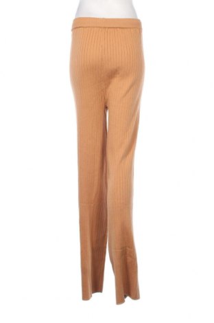 Дамски панталон Glamorous, Размер M, Цвят Бежов, Цена 20,88 лв.