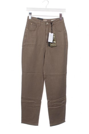 Дамски панталон Guess, Размер XXS, Цвят Зелен, Цена 134,28 лв.