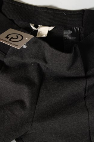 Дамски панталон H&M, Размер S, Цвят Сив, Цена 15,64 лв.