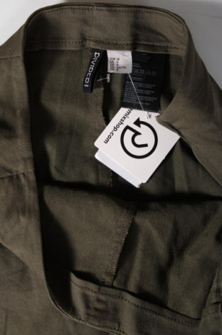 Дамски панталон H&M Divided, Размер M, Цвят Зелен, Цена 6,09 лв.