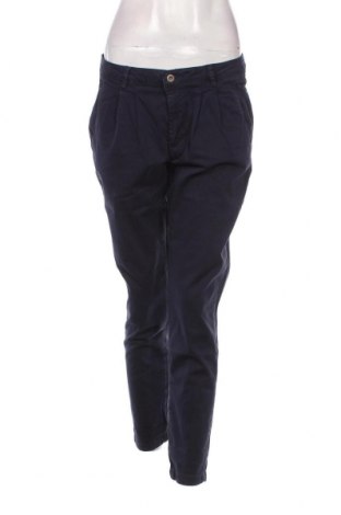 Дамски панталон Karl Marc John, Размер M, Цвят Син, Цена 54,02 лв.