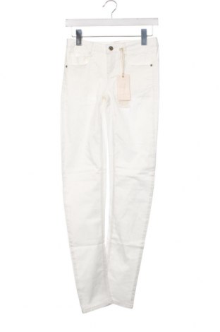 Дамски панталон LPB Les P'tites Bombes, Размер S, Цвят Бял, Цена 20,01 лв.