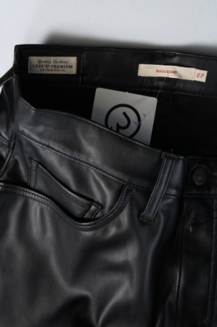 Dámské kalhoty  Levi's, Velikost M, Barva Černá, Cena  2 116,00 Kč