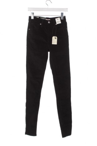Дамски панталон Levi's, Размер XS, Цвят Черен, Цена 36,50 лв.