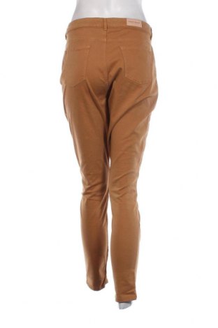 Дамски панталон Naf Naf, Размер M, Цвят Кафяв, Цена 21,75 лв.