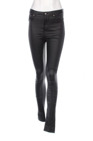 Дамски панталон ONLY, Размер M, Цвят Черен, Цена 21,06 лв.