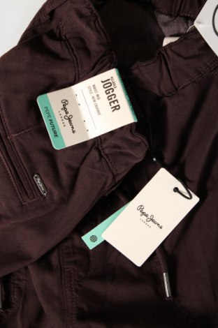 Dámské kalhoty  Pepe Jeans, Velikost XL, Barva Hnědá, Cena  2 116,00 Kč