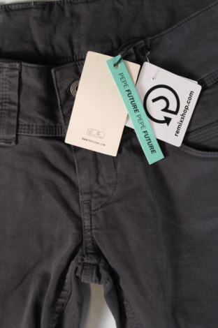 Pantaloni de femei Pepe Jeans, Mărime M, Culoare Gri, Preț 105,66 Lei