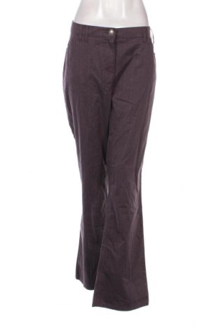 Дамски панталон Per Una By Marks & Spencer, Размер XXL, Цвят Лилав, Цена 49,59 лв.