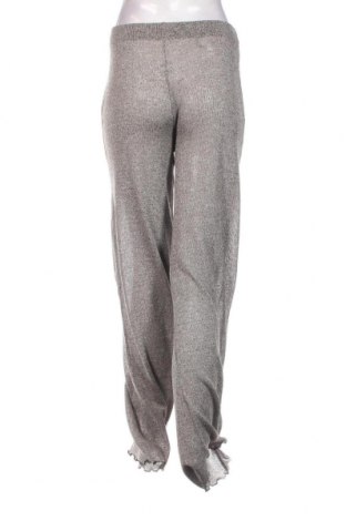 Pantaloni de femei Pull&Bear, Mărime M, Culoare Gri, Preț 45,40 Lei