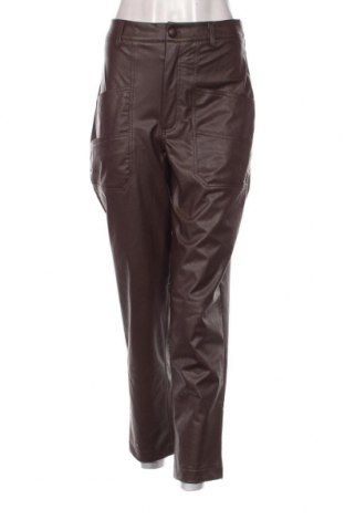 Дамски панталон Reiko, Размер S, Цвят Кафяв, Цена 19,10 лв.