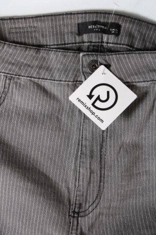 Γυναικείο παντελόνι Reserved, Μέγεθος M, Χρώμα Γκρί, Τιμή 14,84 €