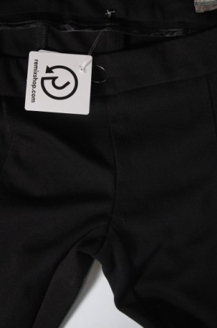 Dámské kalhoty  Silvian Heach, Velikost M, Barva Černá, Cena  270,00 Kč