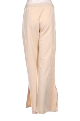 Дамски панталон Sisley, Размер M, Цвят Бежов, Цена 65,70 лв.