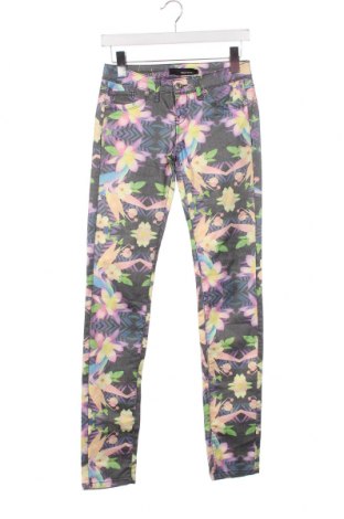 Дамски панталон Tally Weijl, Размер XS, Цвят Многоцветен, Цена 5,51 лв.