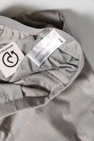 Γυναικείο παντελόνι Uniqlo, Μέγεθος M, Χρώμα Γκρί, Τιμή 19,99 €